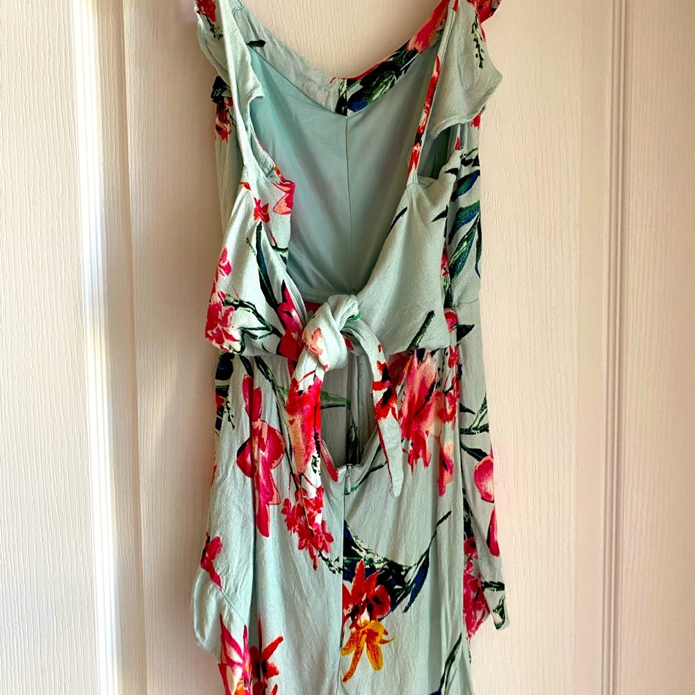 Super cute romper😍